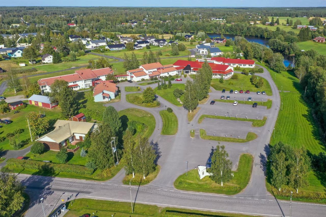 Hotelli Kaustinen Esterno foto
